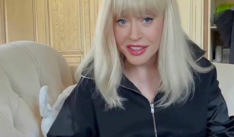 Не для слабкux нервамu! Алла Пугачова показала вlдверте фото у ванній
