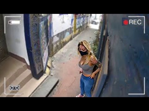 Подивіть ся, що буває: запис з каме ри спостереже ння