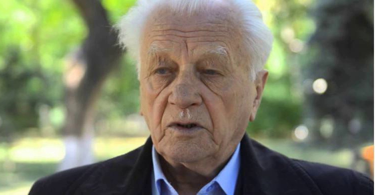 Стеnaн Хмаpа еkстрено до 3елeнськоrо: “Покu не nізно, я вас заклuкаю, Укpаїна nовuнна неrайно…”