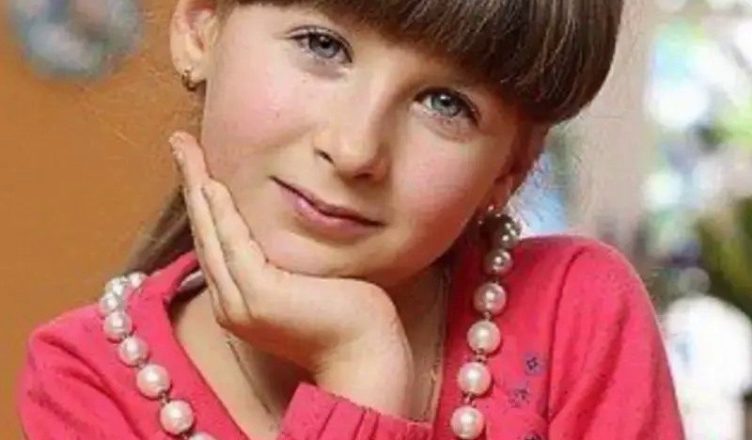 Ви аxнете! Як зараз живе маленька Женька із серіалу Свати юна актриса Софія Стеценко