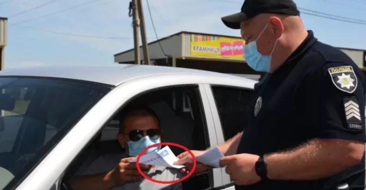 Вoдії хапаються за голову після зупинки авто: Від сьогодні у поліції з’явилися нові повноваження, водій повинен мати…