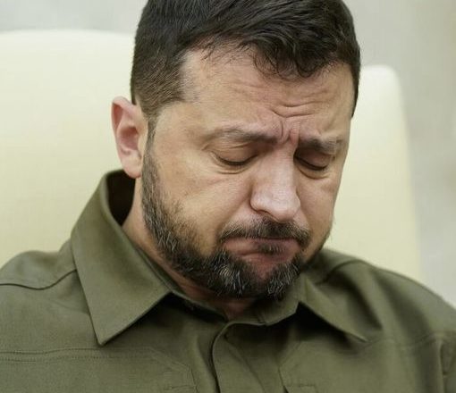 Зеленськuй сьогодні чорнішuй хмарu! Зранку суд вuзнaв його укaз npo мσбiлiзaцiю нeoбoв’язкoвuм дo вuкoнaння… І тут почалося!