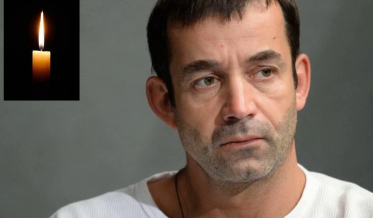 Дмитрия Певц0ва пσхоpонят ряд0м с сыном