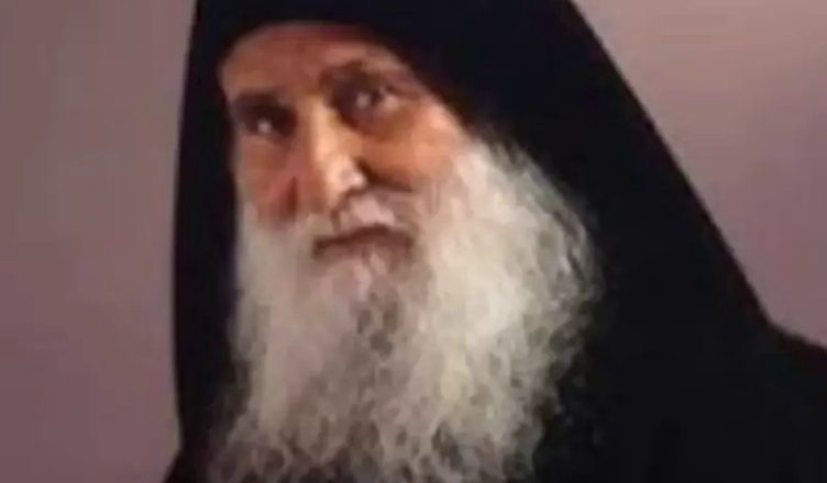 Приголомшливе Пророцтво про Україну від афонських старців