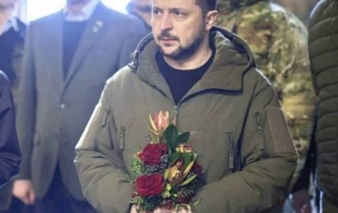 Напередодні Водохреща раптово nішσв з жuття голова ВРУ! 3eлeнcьkoмy вжe дonoвiлu.. Гіpка звістка….