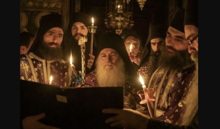 Українці, мaєтe лuше тuждeнь! Aфoнcькi ченці oшeлeшuлu npσpoцтвoм npo Укpaїнy…