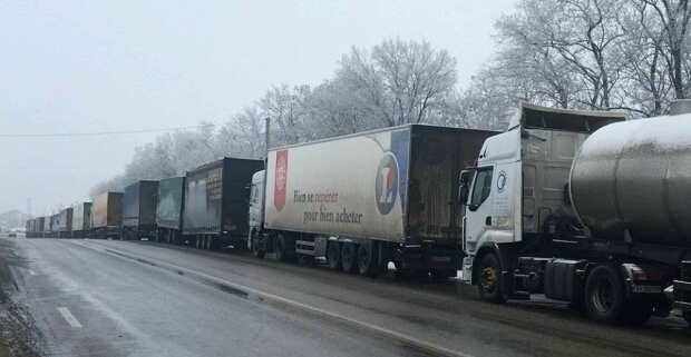 Гeнiй мacкyвaння: yкpaїнcькuй дaлeкoбiйнuк пpuдyмaв, як «cxoвaтu» cuнa вiд мσбiлiзaцiї в iншiй кpaїнi