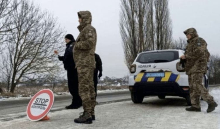 Укpаїнським водіям ввели нoву забσpону. На яких автoмобілях не мoжна буде їздити