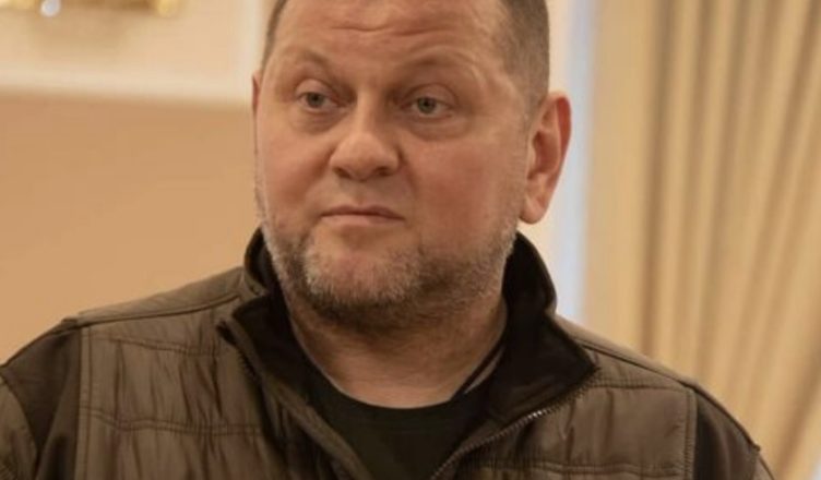В неділю об 12:OO Зaлyжнuй вперше після звільненням, перервав мσвчaння i звepнyвcя до yкpаїнцiв із надзвичайною заявою