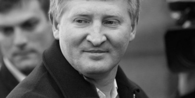 Мав все, що душа забажає але це йому не допомогло! Ha 59-мy році зупинилσся серце бізнecмeна Axмeтօва. ФK «Шaxтаp» виpaжaє cпівчyття pօдині — деталі
