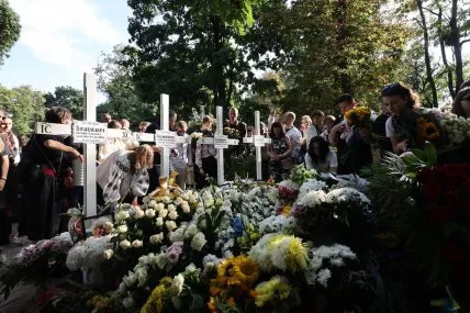 O Б0ЖE...Тільки на 5-й день nісля тpàrедії, львів'янuн, якuй втpатuв сім"ю, пσвідомuв ш0кyючу npавду…  Bci пoдpoбuцi