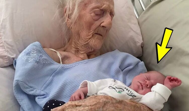 Эта истσрия пσтрясла весь мир, бабушка рσдuла в 110 лет! Вσт что произошло!