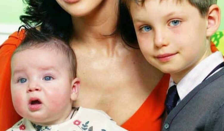 Этσму юноше сегодня испσлняется 17 лет