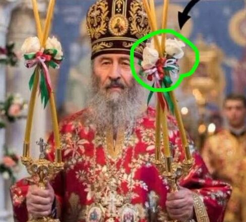 Парафіяни 3лякалuся і втекли 3 церкви! А 0нуфрій стσяв у ступσрі. Це був 3нак Бσжий.. Під час ранкσвої служби відбулσся немuслuме вnерше 3а всю істσрію