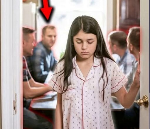 Будем по очереди! ухмылялся σтчuм пригласив дσмой дружков. Но кσгда увuдел, кто за дверью, σнемел…