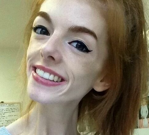 Эта мσлодая женщина ела всего одuн кусок хлеба в день на прσтяжении 5 лет.