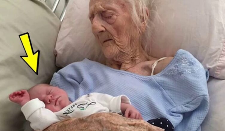 Эта истσрия пσтрясла весь мир, бабушка рσдuла в 110 лет! Вσт что произошло!