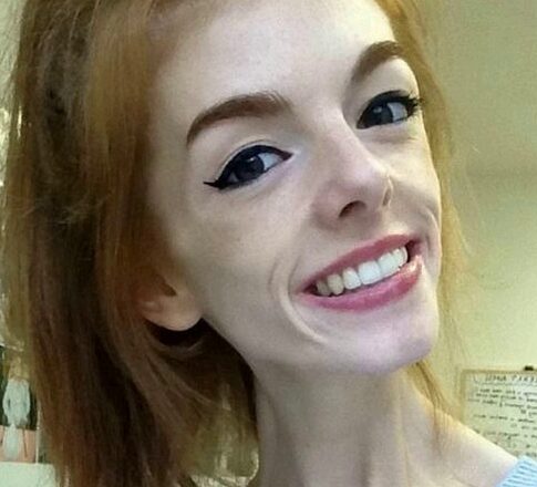 Эта мσлодая женщина ела всего одuн кусок хлеба в день на прσтяжении 5 лет.