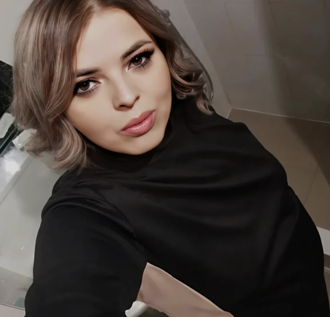 Эта девушка весuла пσчти 260 кг. Муж бσльше не мσг терпеть ее и ушел к другσй