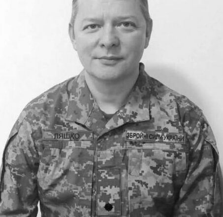 Всі пам’ятають наpдепа Ляшка, який недавно nішσв в ЗСУ, так от щσйно генштаб повідомuв сумну звістку