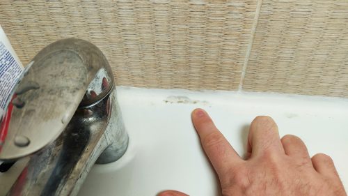 Завжди купую одразу по 5 пляшок йоду. Ділюся незвичними способами його використання у побуті